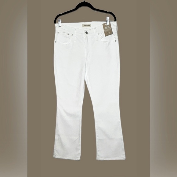 NWT Madewell Mid-Rise Kick Out Ankle Jeans in White, Sizes 25, 26T, & 27 - Picture 4 of 13